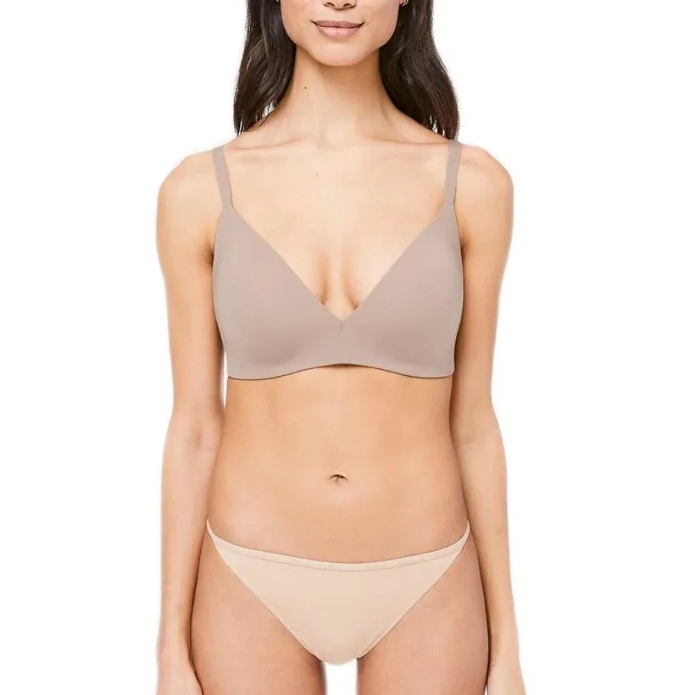Lululemon Take Shape Bra Soft Sand